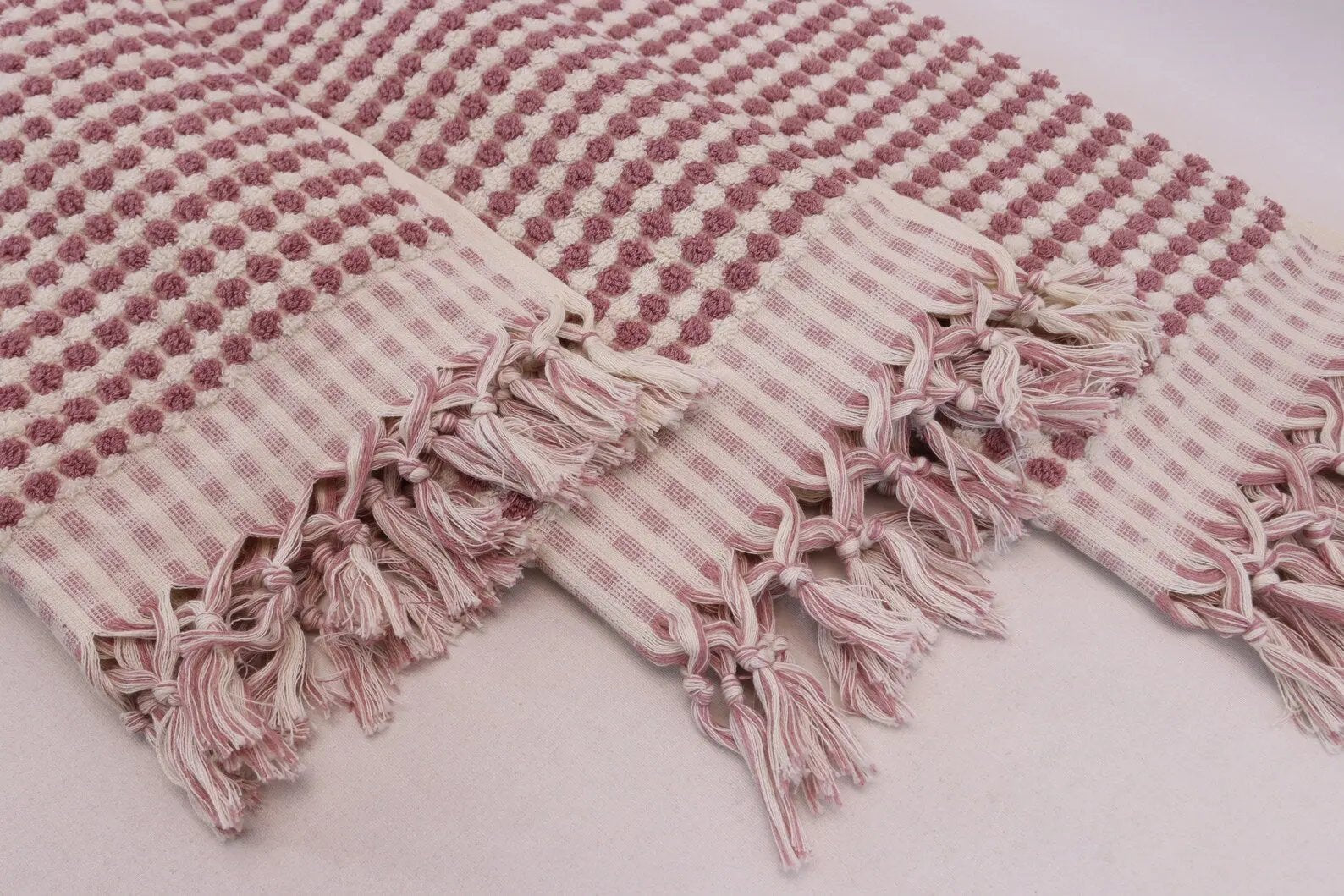 Bubble Salmon Terry Hand Towel Made from 100 Percent Turkish Cotton 38 Inches L x 20 Inches W - Love Salve